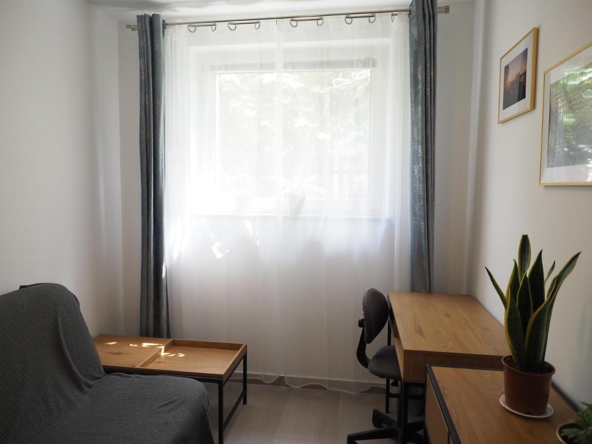 Adobe Apartment - Przytulny I Free Parking Breslau Exterior foto